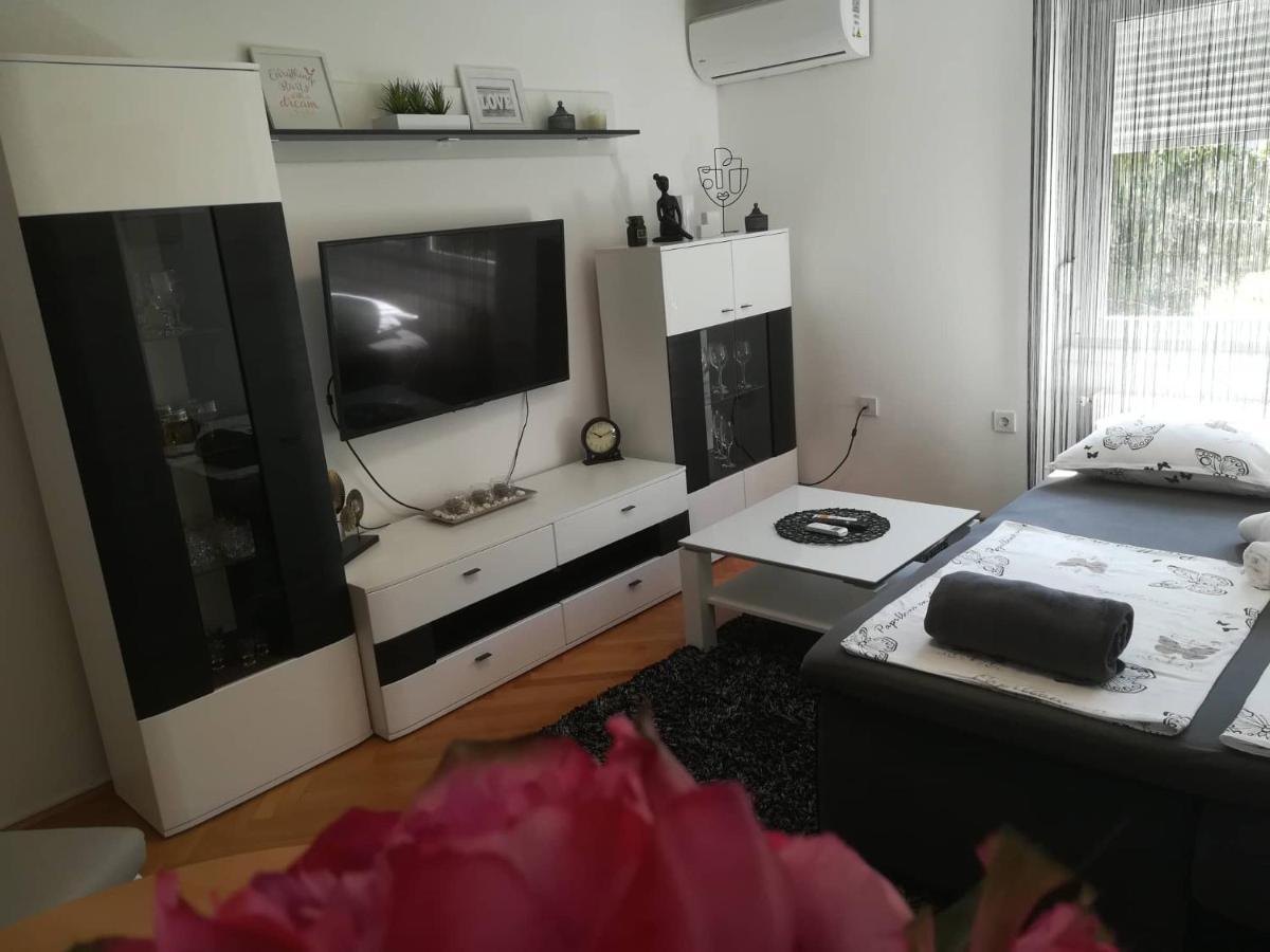Apartman D&D*** Varaždin Eksteriør bilde